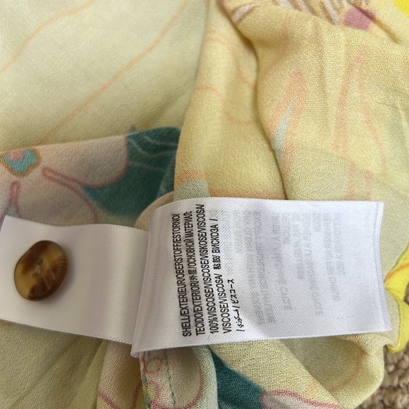 New! FARM RIO size L mixed print front button top - Picture 10 of 10